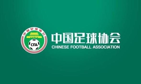 张小迪认为，影片的核心价值在于其题材与语境的当下性，片中呈现的AI换脸、真人秀狂欢等元素，能够让观众关联自身生活，产生强烈的现实共鸣。